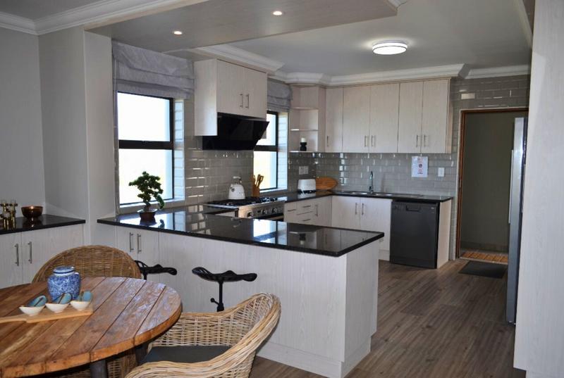 2 Bedroom Property for Sale in Da Nova Western Cape